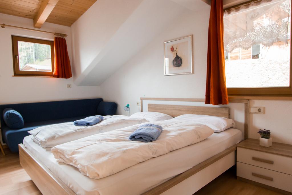 Grossstahlhof Mountain & Panorama View Apartment Ahrntal ภายนอก รูปภาพ